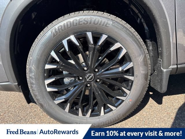 New 2026 Nissan Rogue Dark Armor AWD/4WD image 7