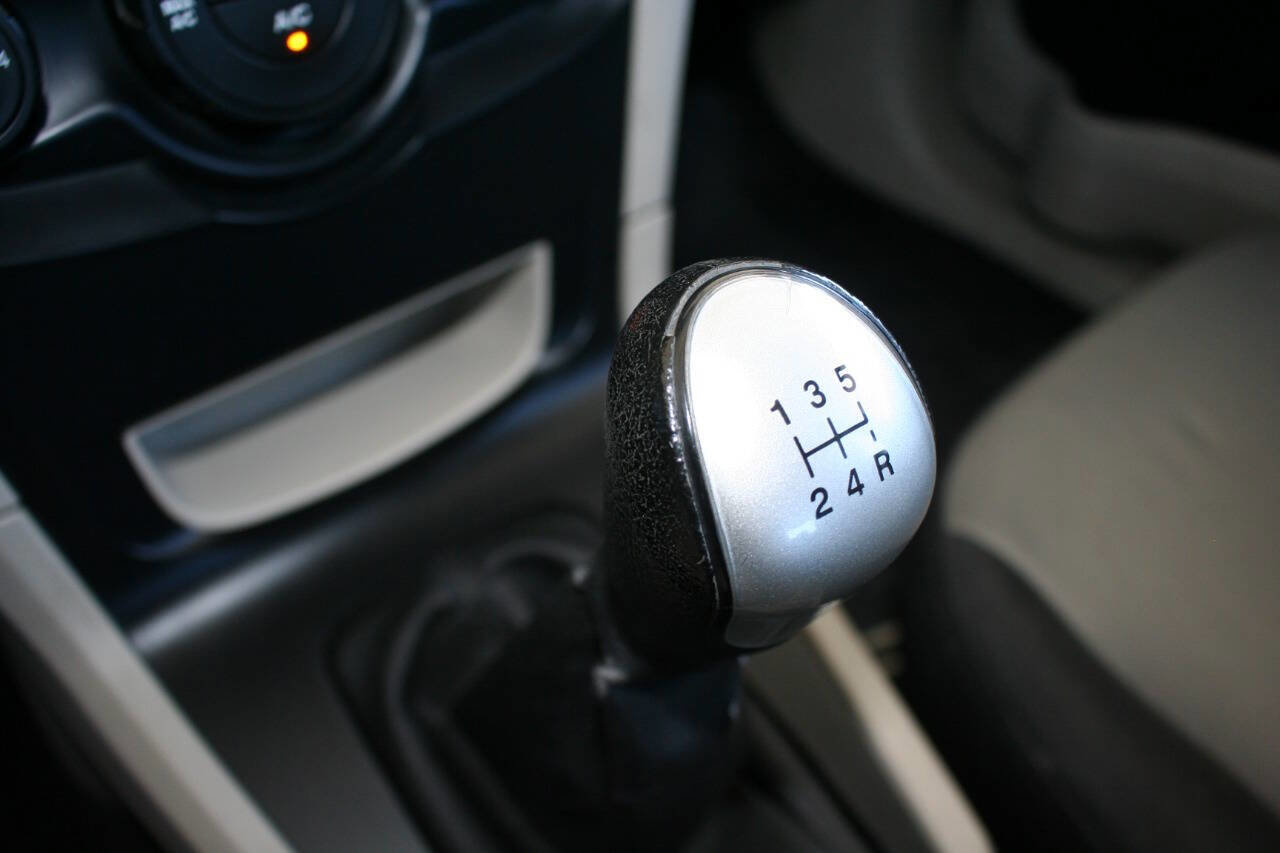 Used 2012 Ford Fiesta S FWD image 20