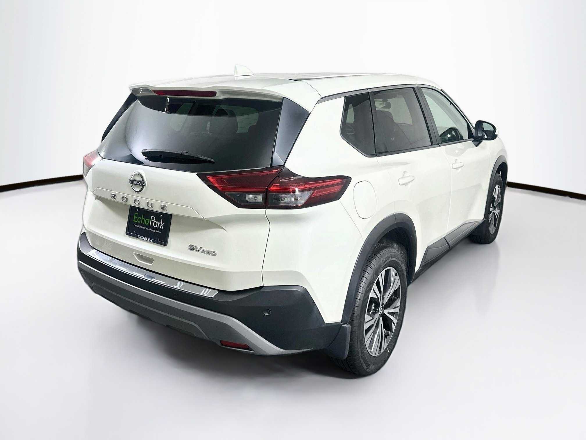 Used 2023 Nissan Rogue SV AWD/4WD image 9