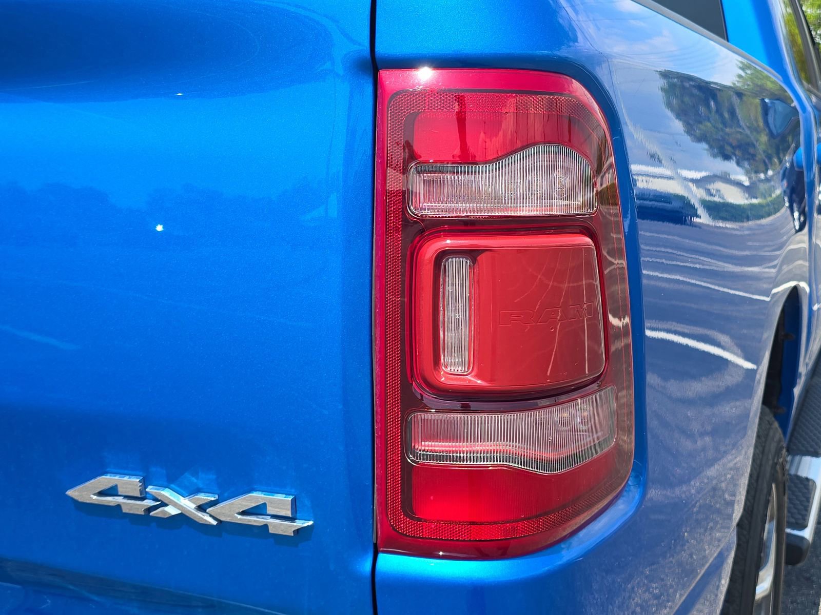 Used 2024 RAM 1500 Laramie image 7