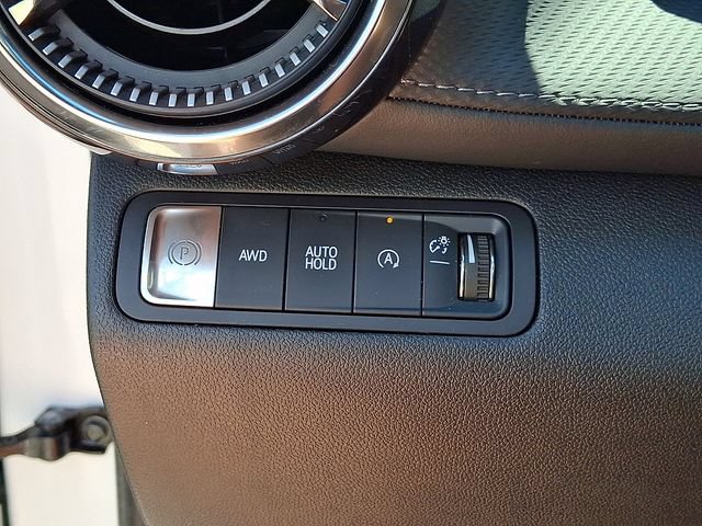 Used 2025 Chevrolet Equinox LT AWD/4WD image 27