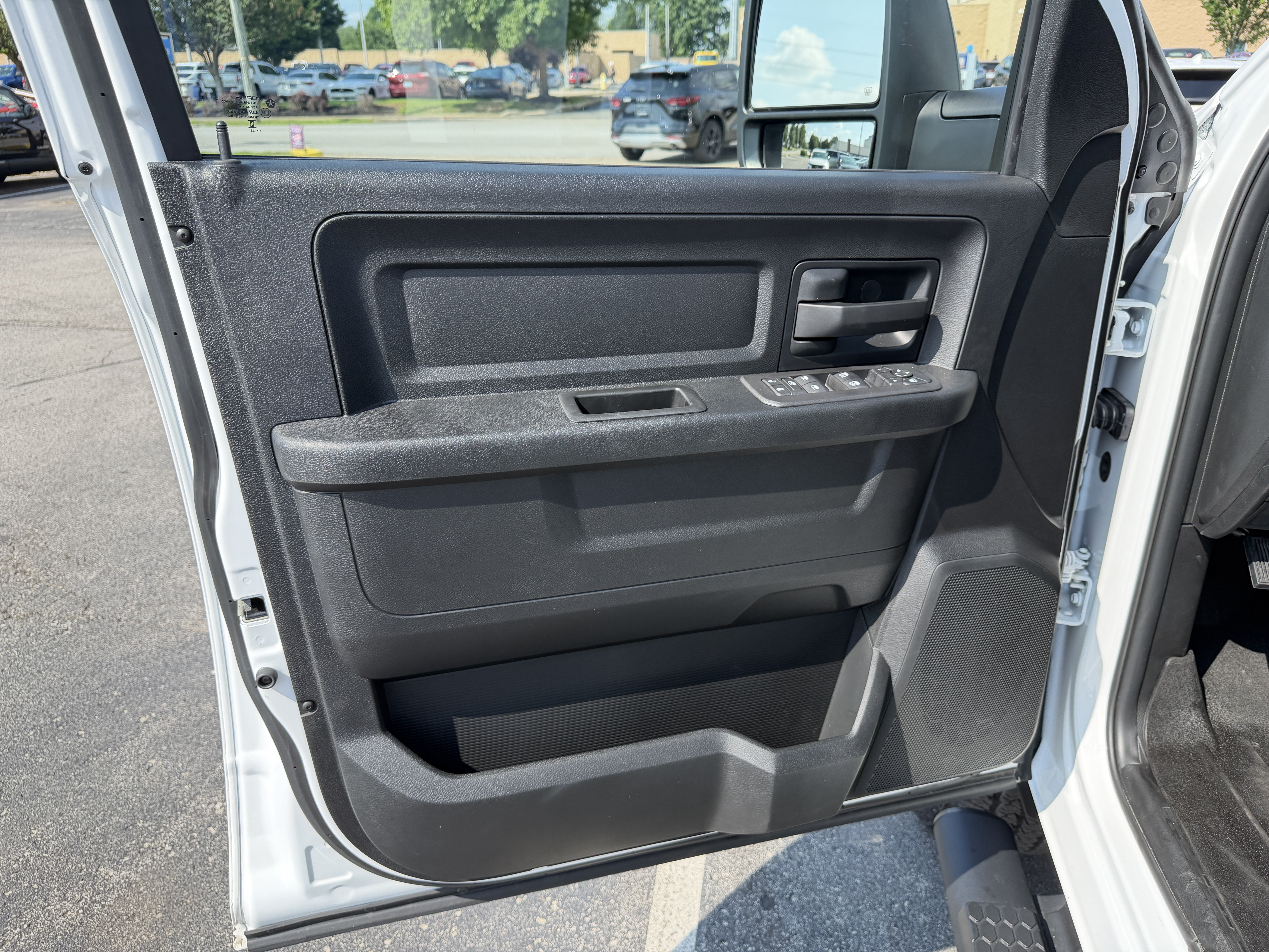 Used 2025 RAM 2500 Tradesman AWD/4WD image 11
