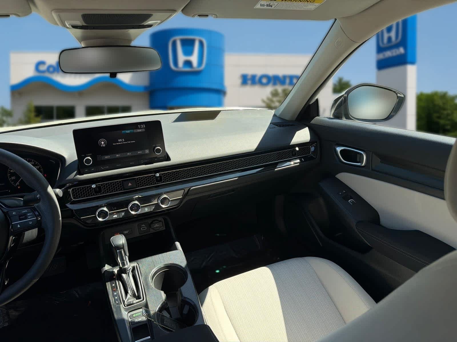 Used 2023 Honda Civic LX image 31
