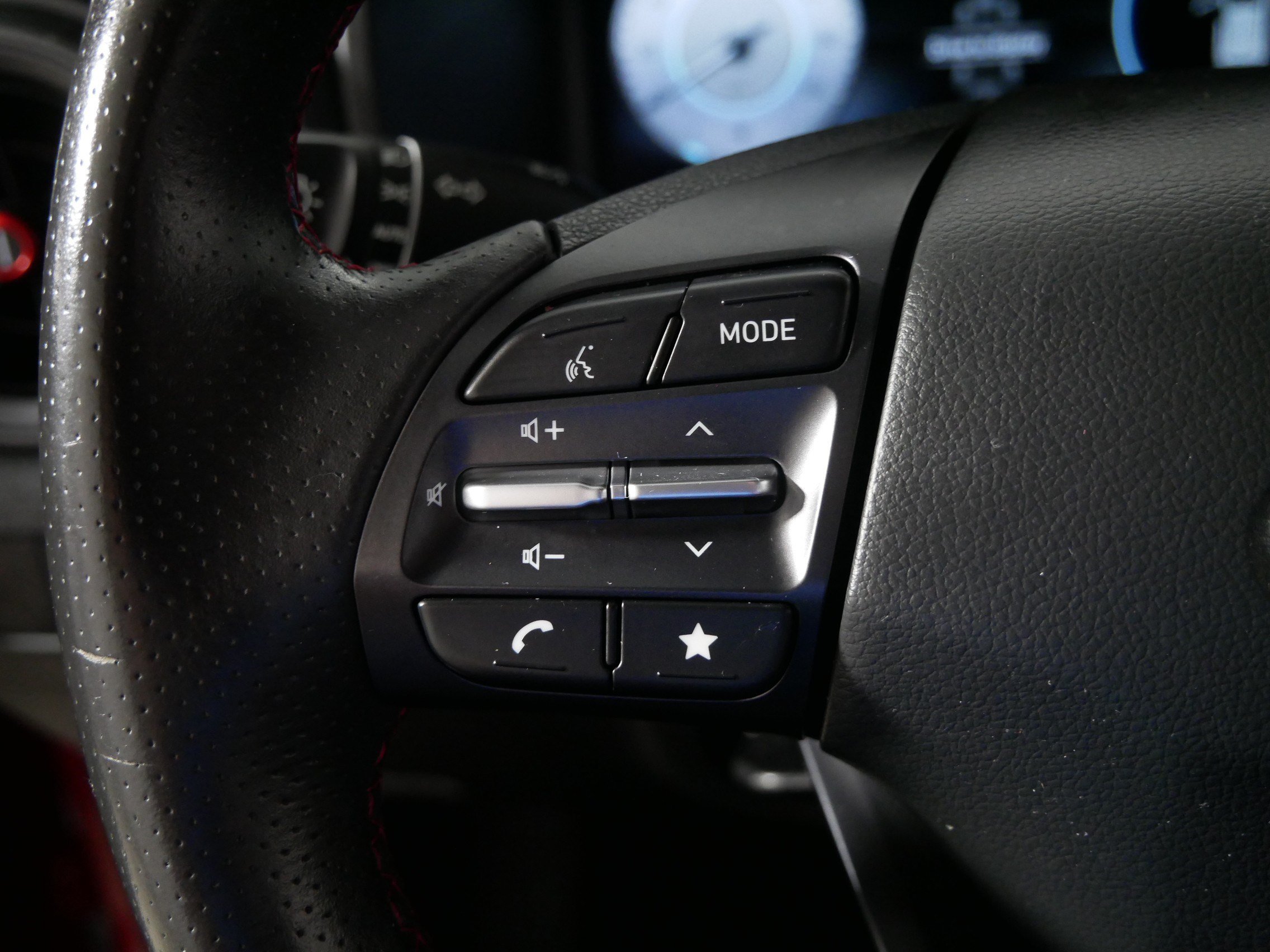Used 2022 Hyundai Kona N Line w/ Tech Package FWD image 28