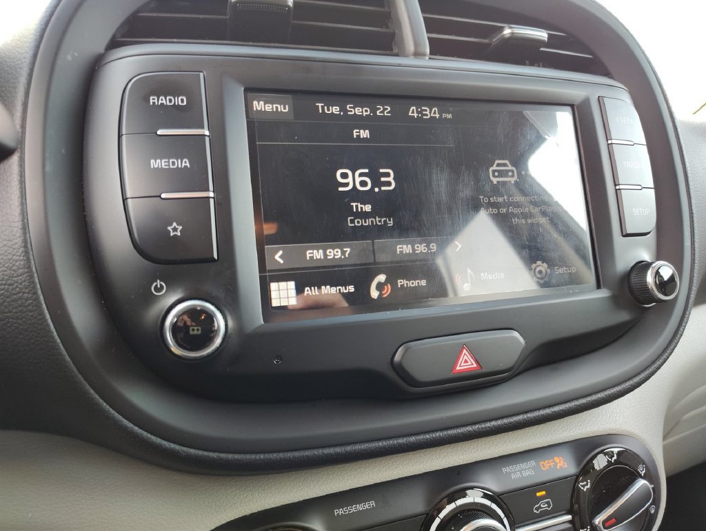 Certified 2023 Kia Soul LX w/ LX Technology Package FWD image 11
