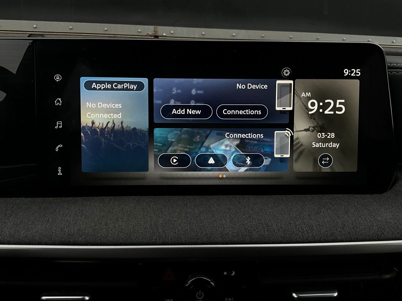 Used 2025 Nissan Kicks SV image 26