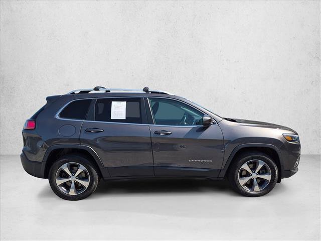 Used 2019 Jeep Cherokee Limited AWD/4WD image 4