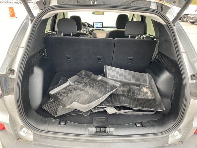 Used 2021 Ford Escape SE w/ Convenience Package image 19