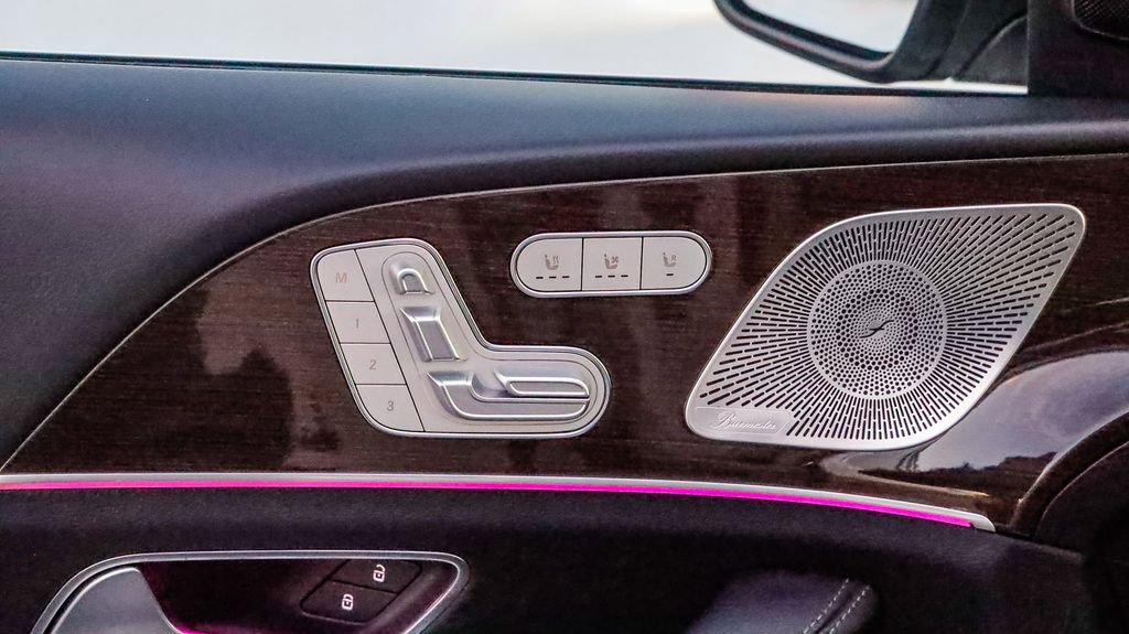 Used 2024 Mercedes-Benz GLS 450 4MATIC image 26