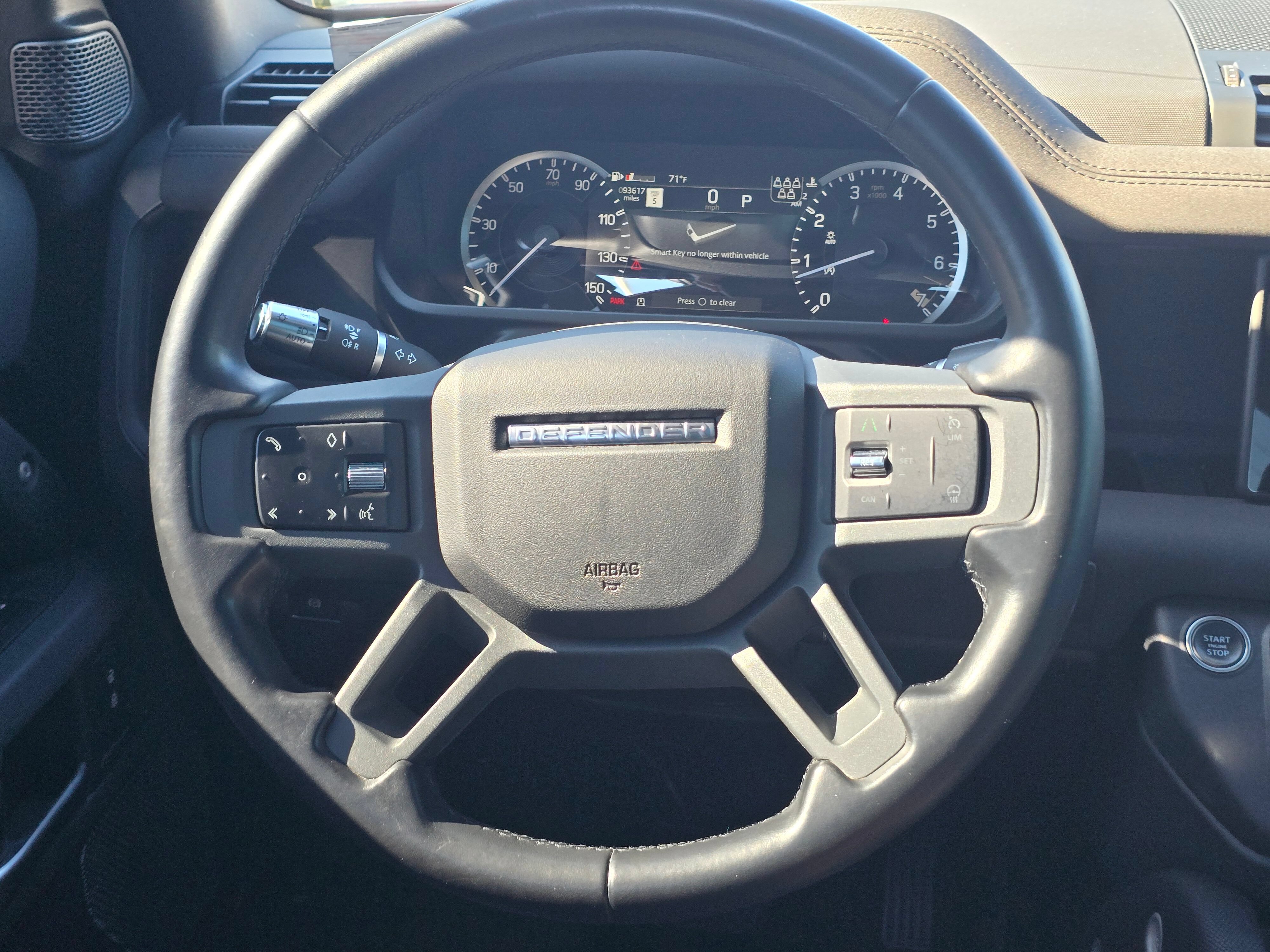 Used 2022 Land Rover Defender 110 X-Dynamic SE AWD/4WD image 19