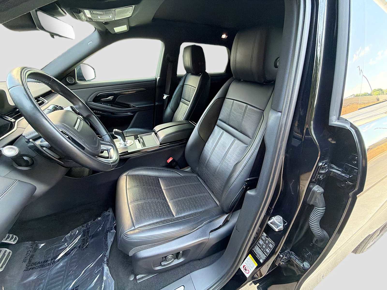 Used 2020 Land Rover Range Rover Evoque R-Dynamic HSE AWD/4WD image 14