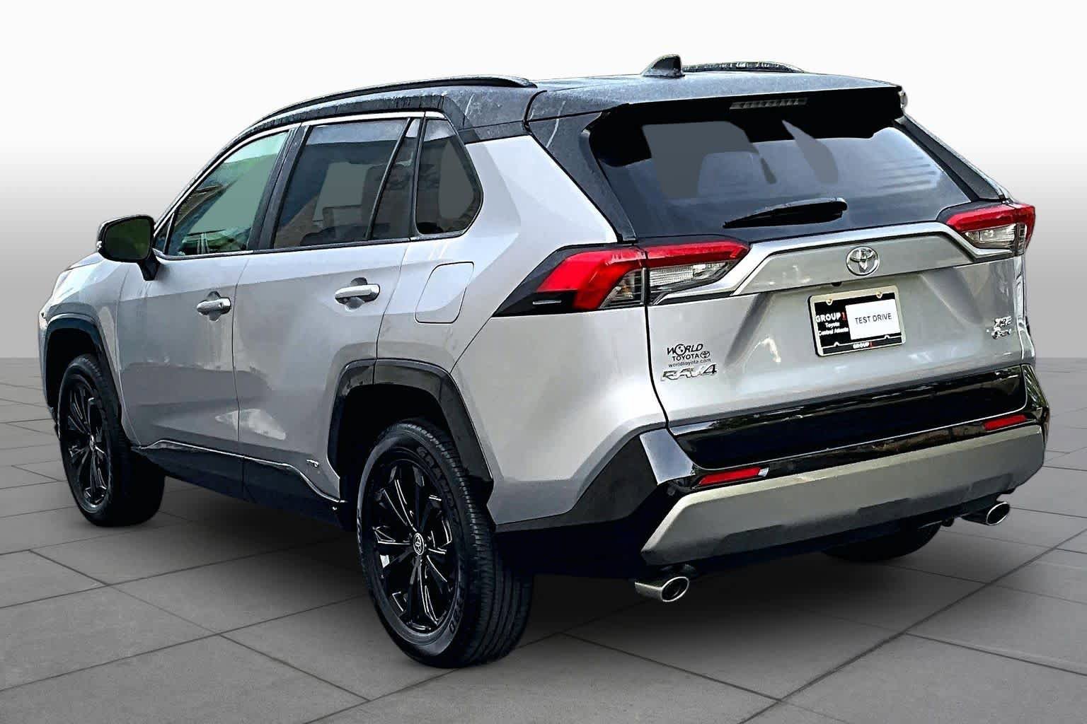 Certified 2025 Toyota RAV4 XSE w/ Advanced Technology Package AWD/4WD image 12