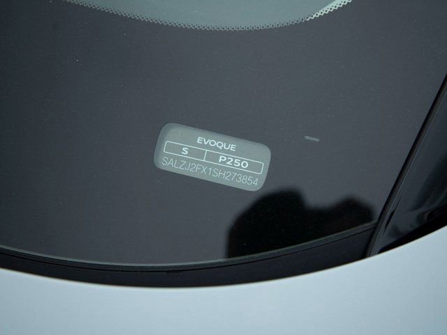 Used 2025 Land Rover Range Rover Evoque S image 32