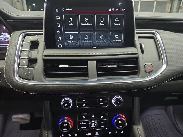 Used 2023 GMC Yukon SLT w/ SLT Premium Package image 20