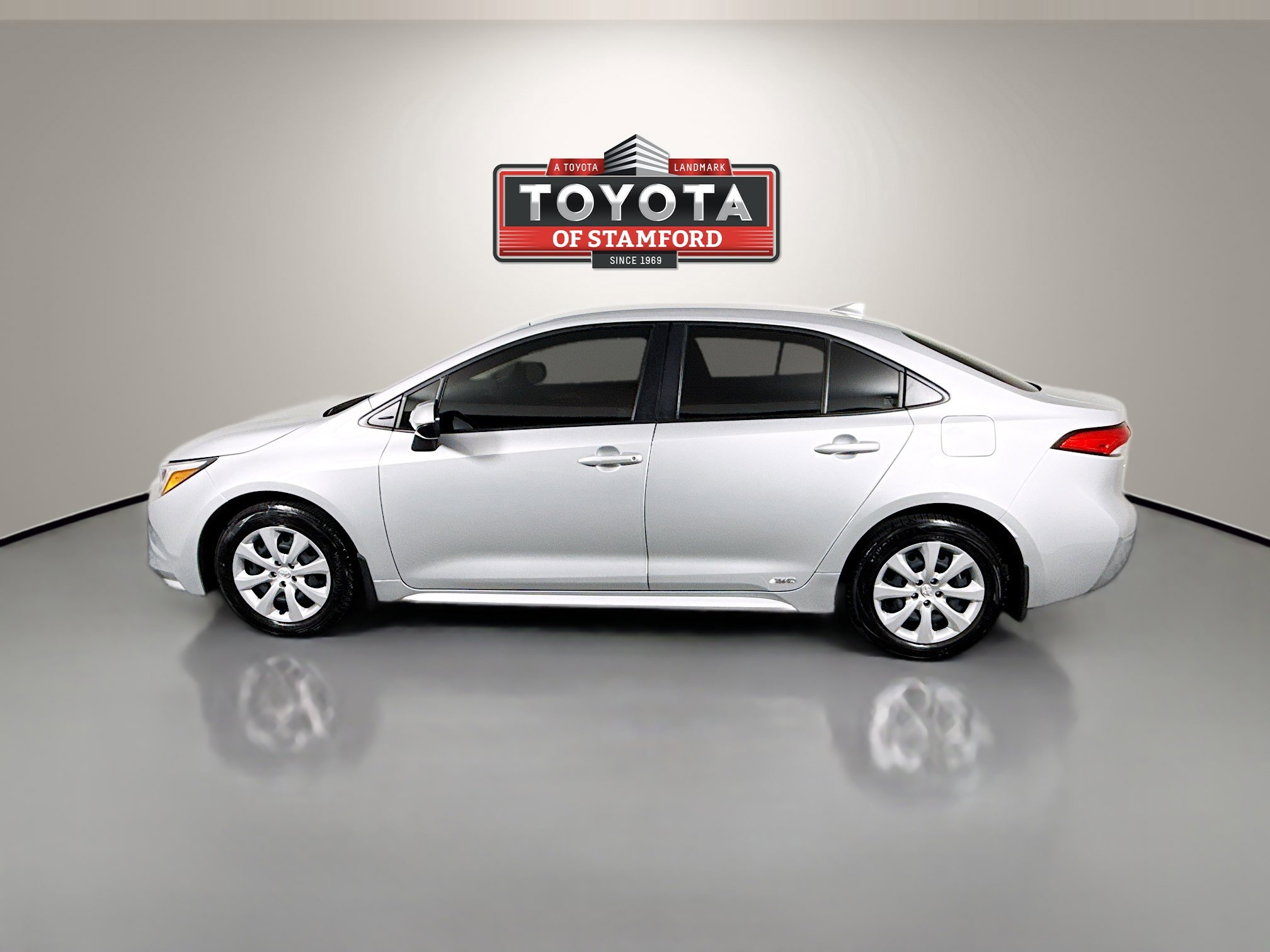 Certified 2025 Toyota Corolla LE image 4