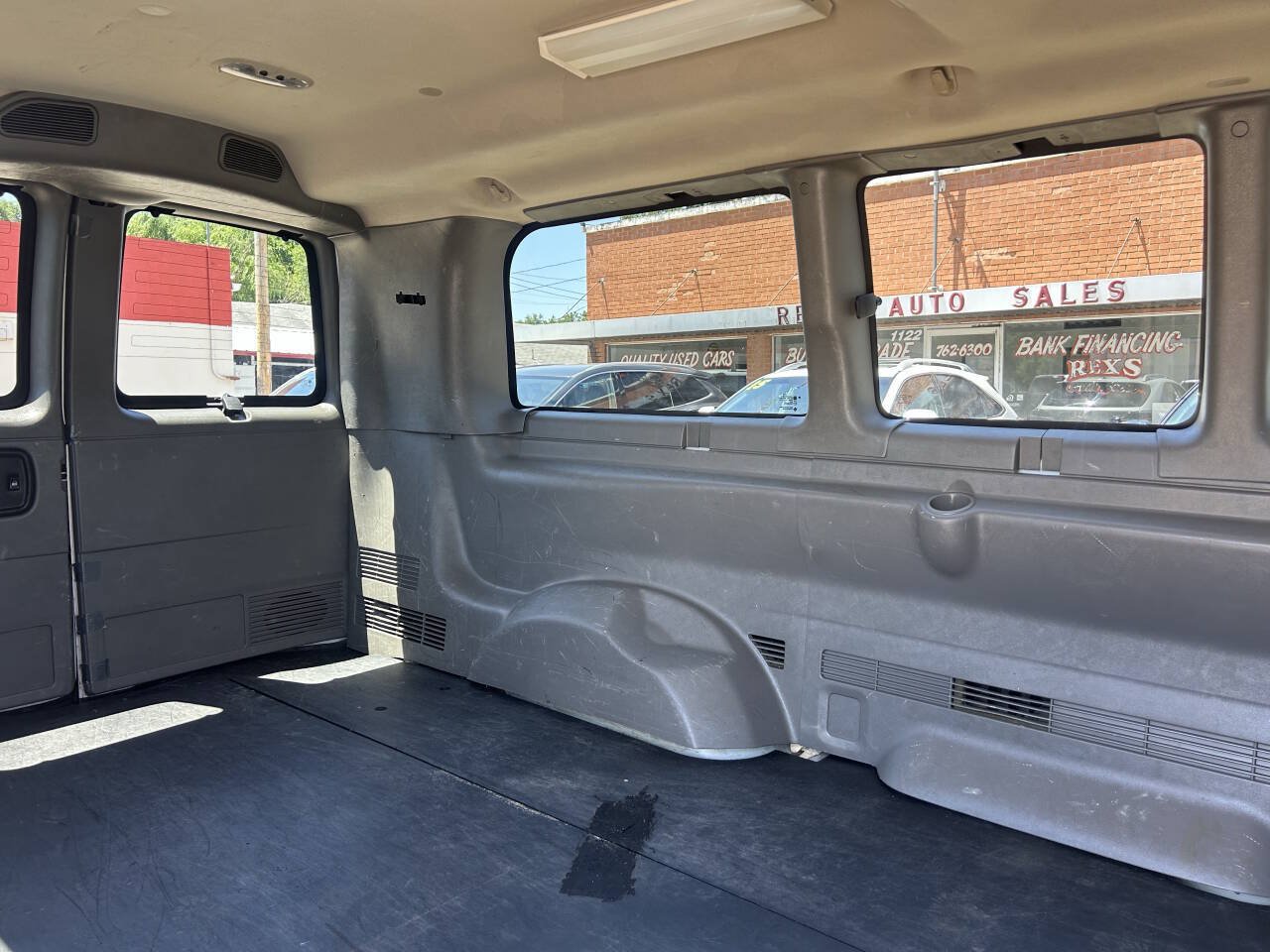 Used 2014 Chevrolet Express 1500 LT w/ LT Preferred Equipment Group RWD image 15