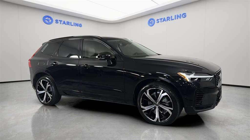 Used 2025 Volvo XC60 T8 Ultra w/ Protection Package Premier image 12