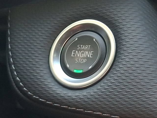 Used 2025 Chevrolet Equinox LT FWD image 24