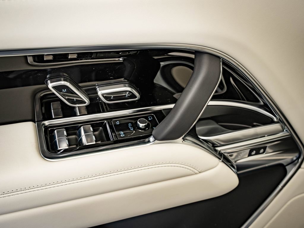 New 2026 Land Rover Range Rover SE AWD/4WD image 26