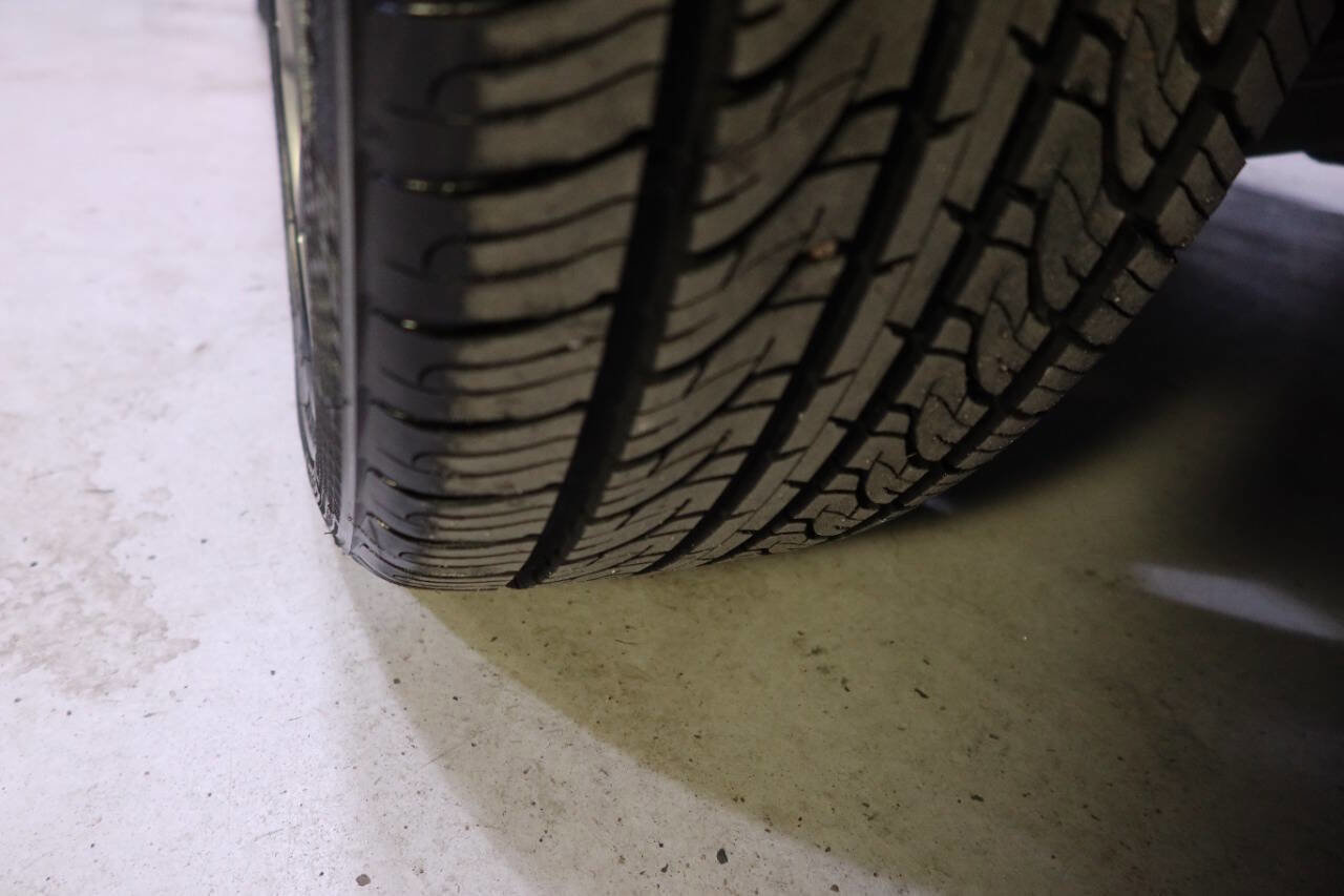 Used 2017 Dodge Charger SXT w/ Rallye Group image 36