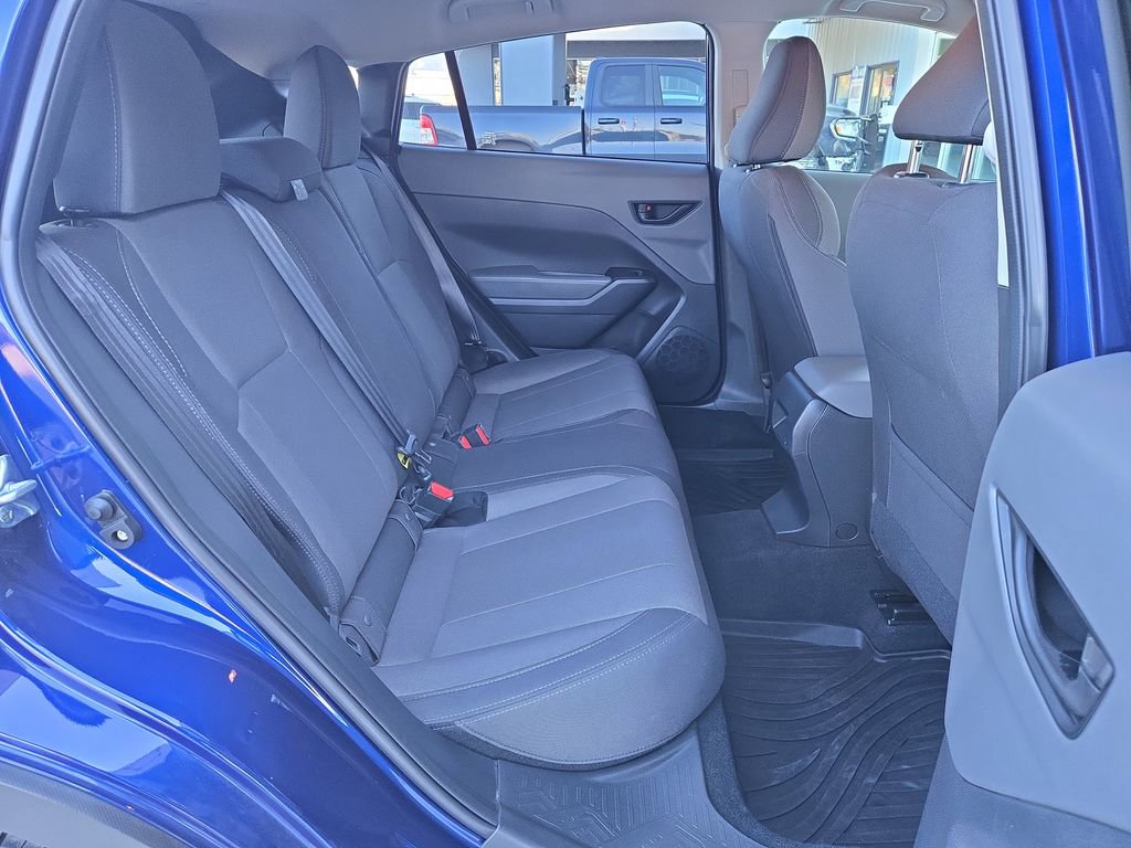 Used 2025 Subaru Crosstrek 2.0i image 16