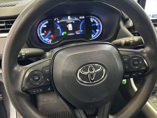 Certified 2024 Toyota RAV4 LE AWD/4WD image 18