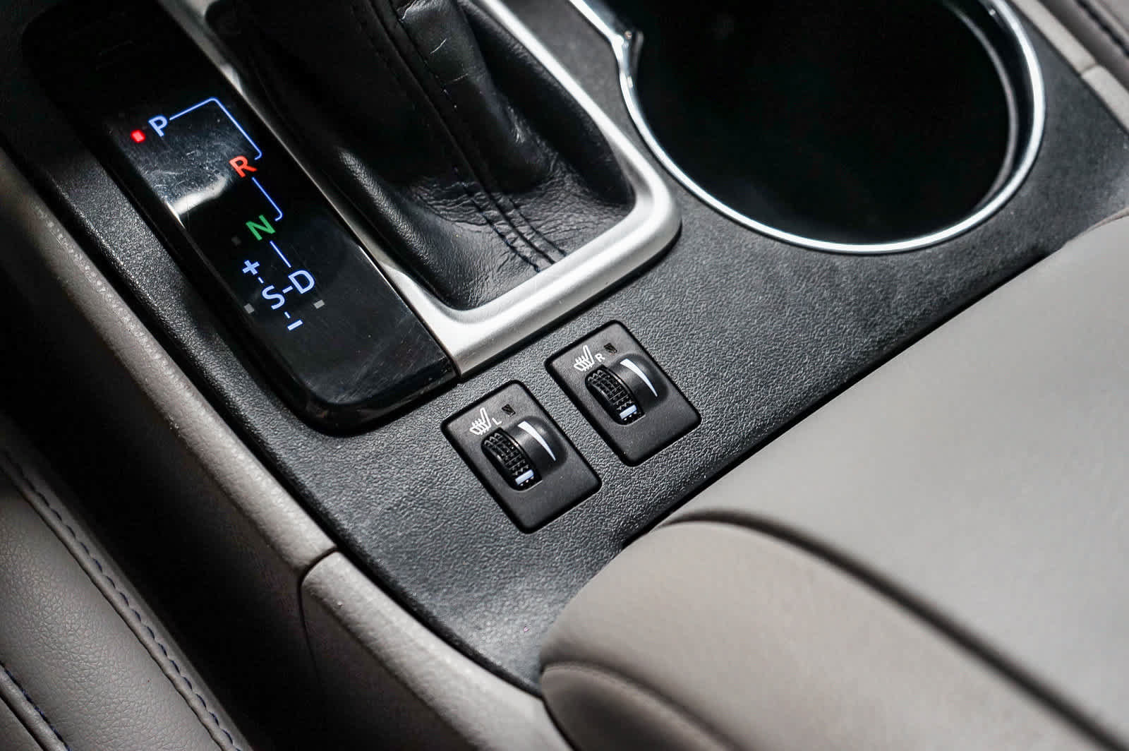 Certified 2019 Toyota Highlander XLE AWD/4WD image 24