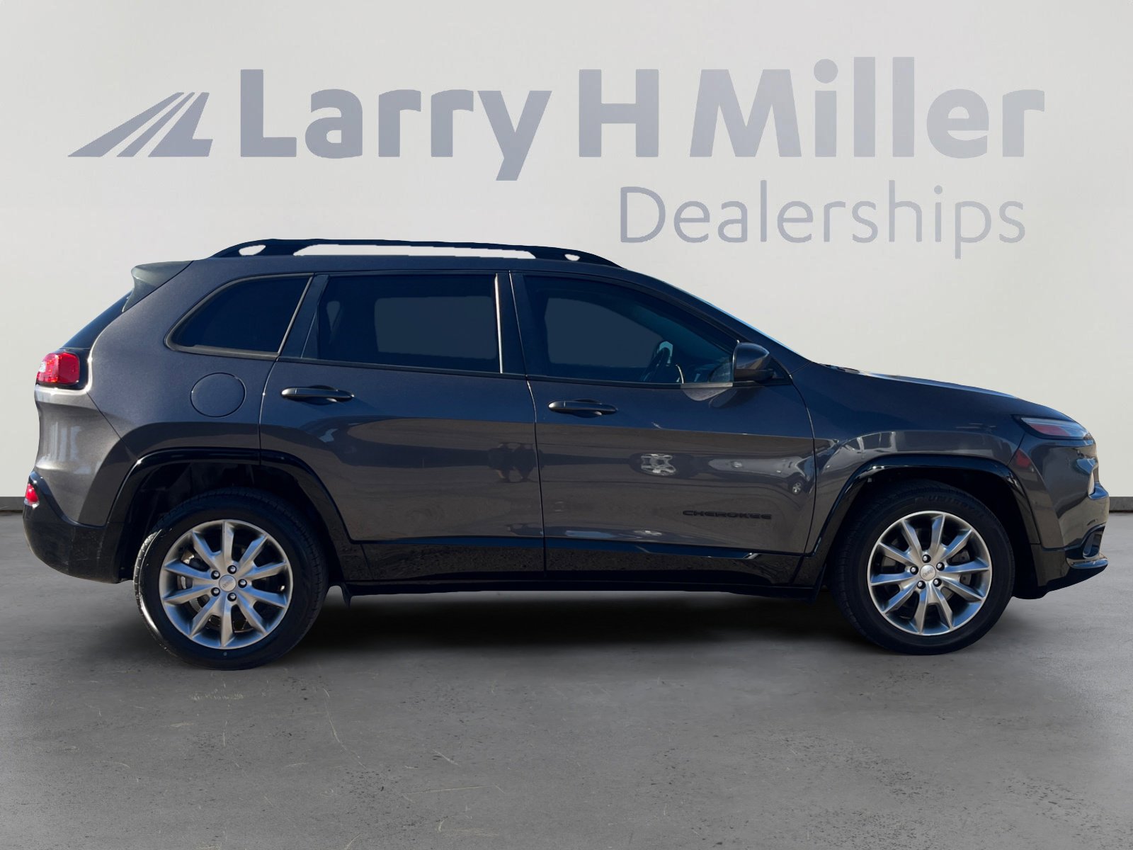 Used 2018 Jeep Cherokee Latitude image 6