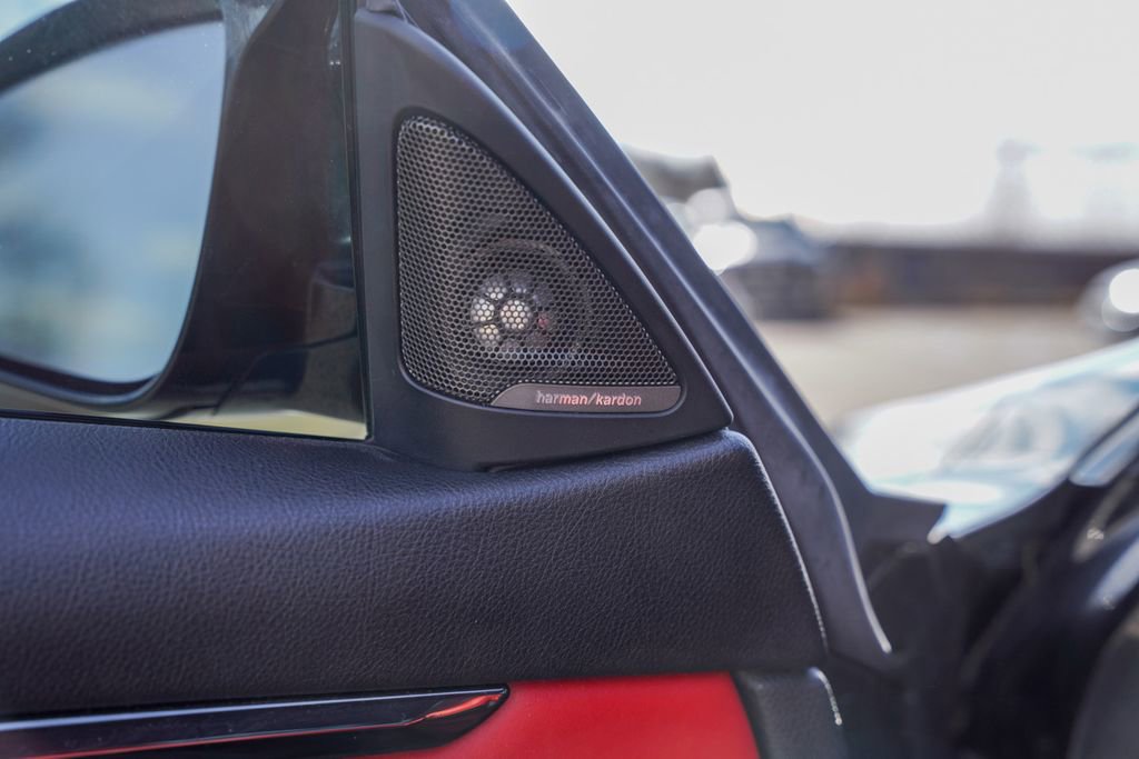 Used 2015 BMW M4 Coupe image 15