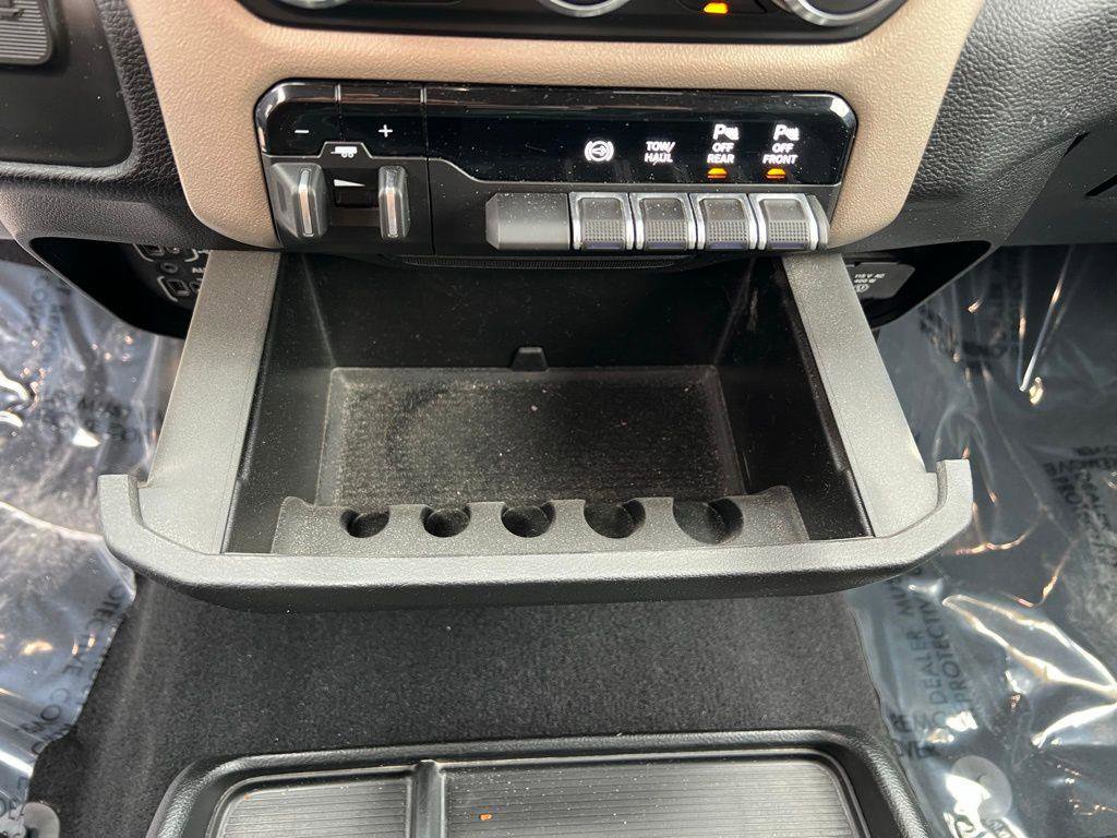 Used 2022 RAM 2500 Laramie image 32