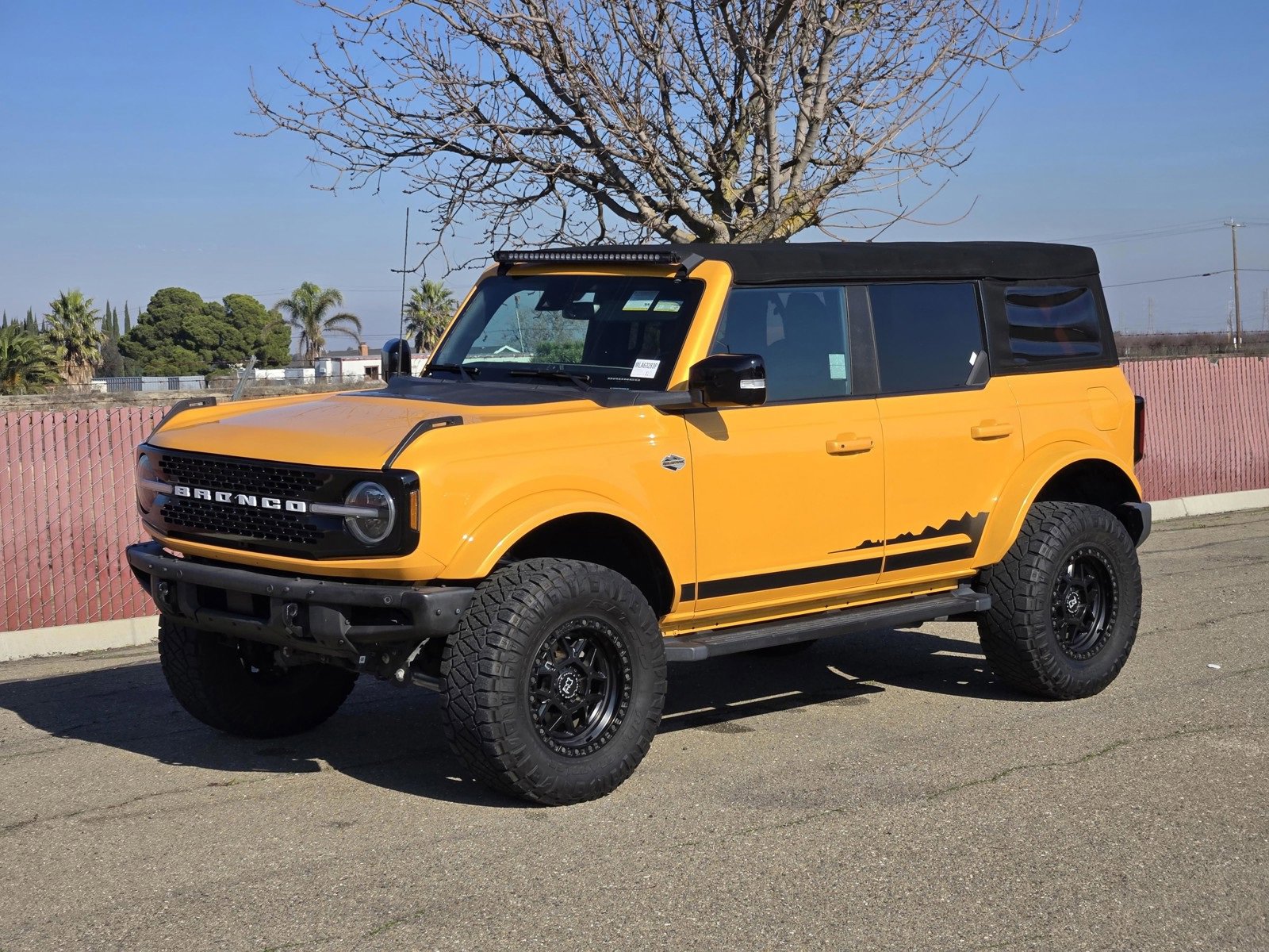 Used 2021 Ford Bronco Wildtrak image 9