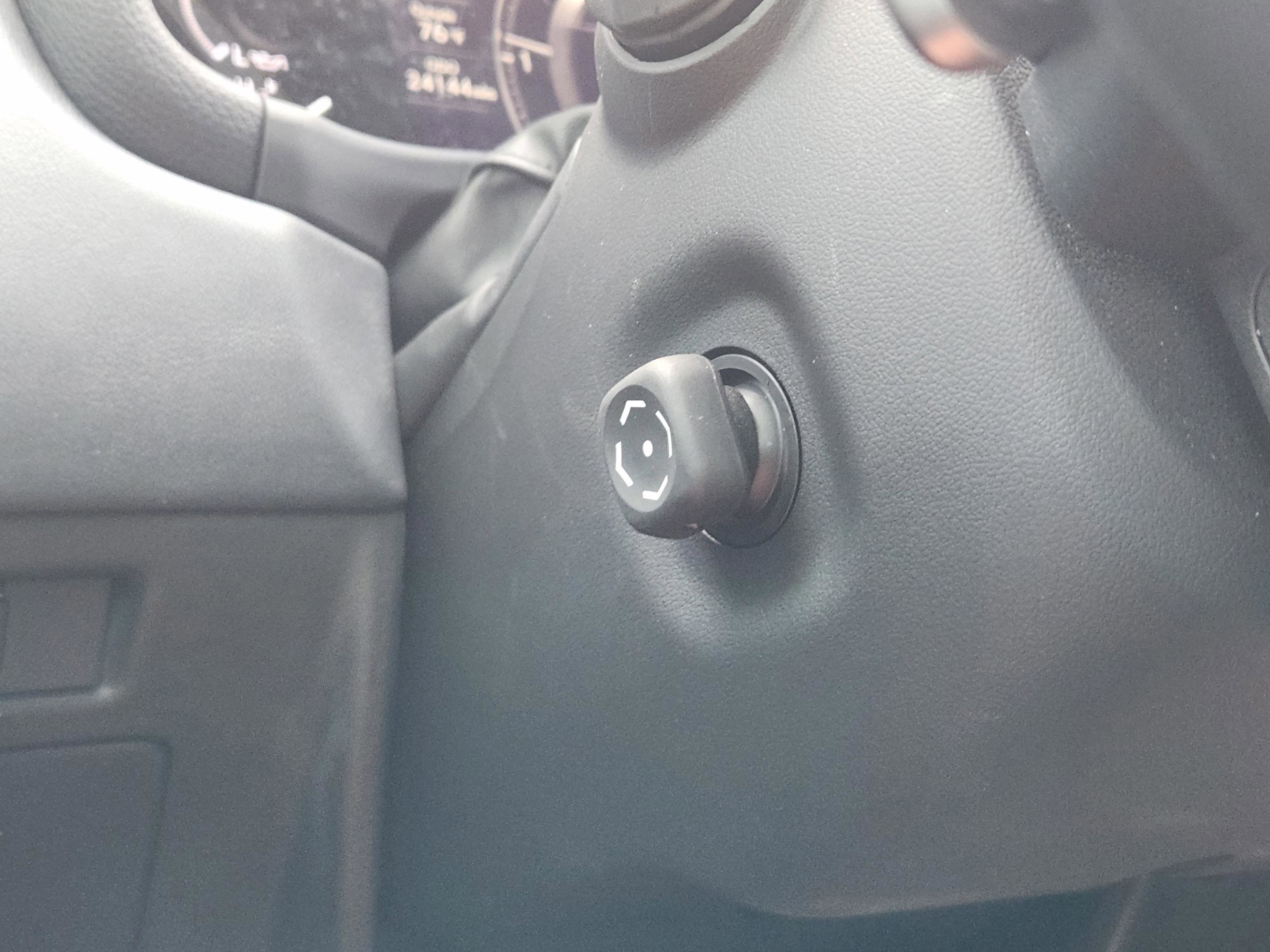 Used 2023 Lexus LX 600 4WD w/ Appearance Package image 19