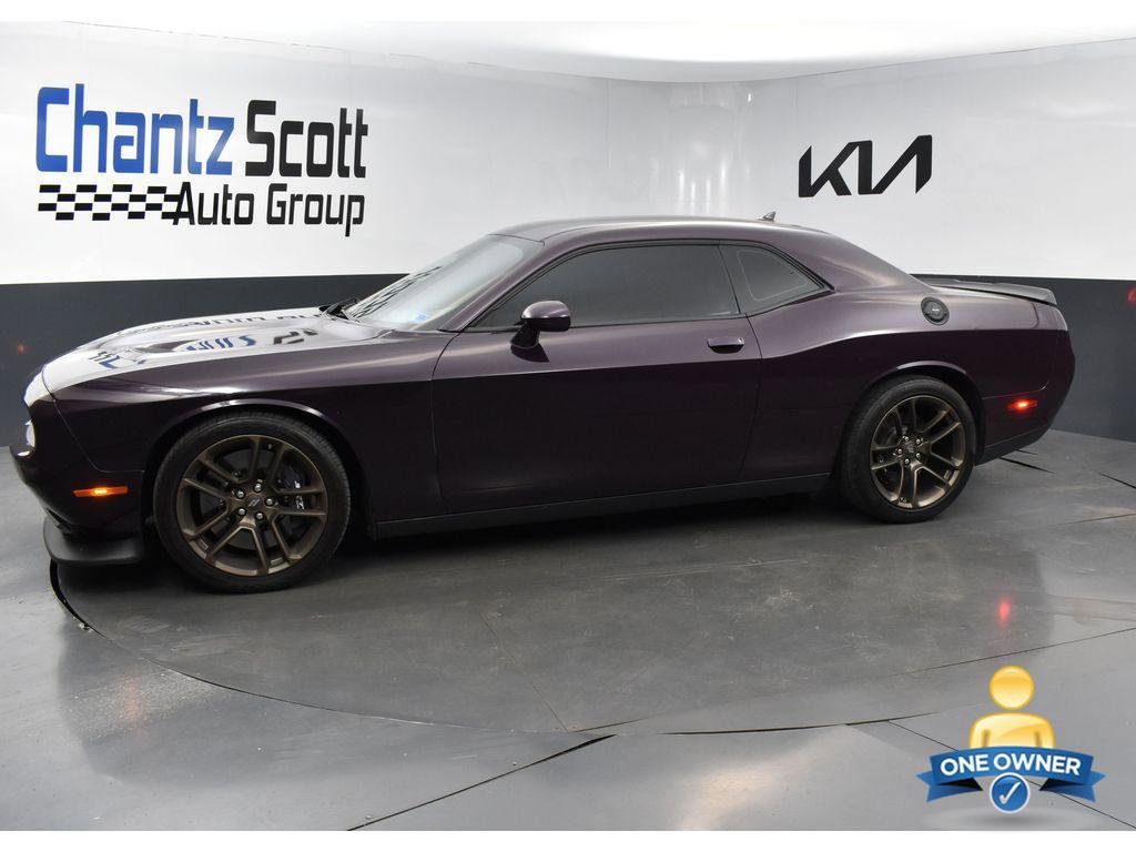 Used 2022 Dodge Challenger R/T Scat Pack w/ Dynamics Package RWD image 2