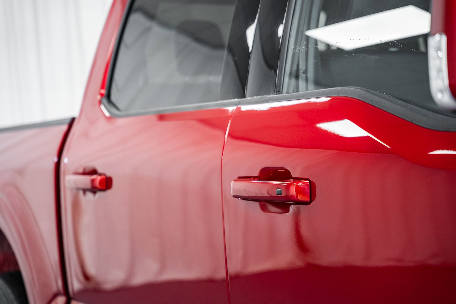 Certified 2022 Ford F150 Lariat w/ Equipment Group 502A High image 17