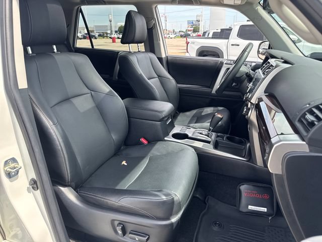 Used 2022 Toyota 4Runner Limited RWD image 12