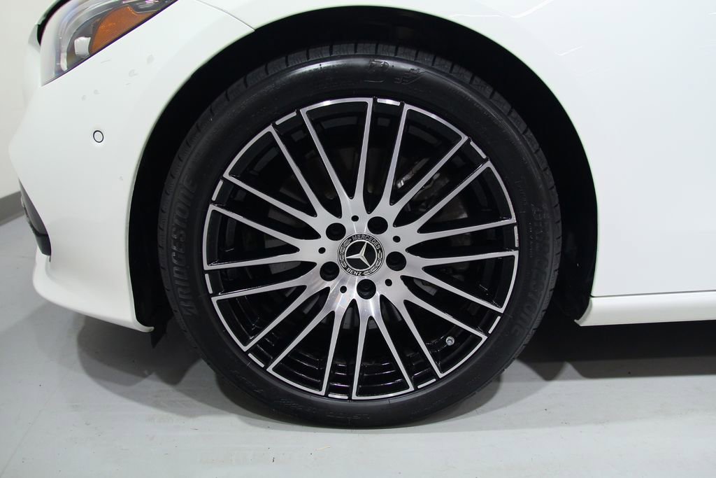 Certified 2025 Mercedes-Benz C 300 4MATIC Sedan image 17