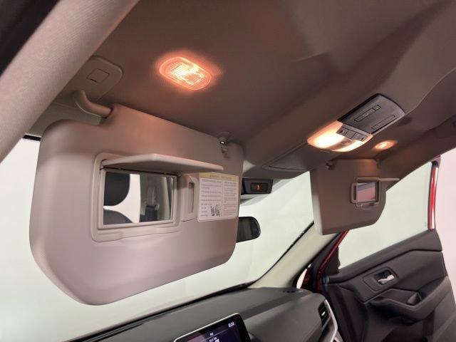 Used 2026 Nissan Rogue SV image 35