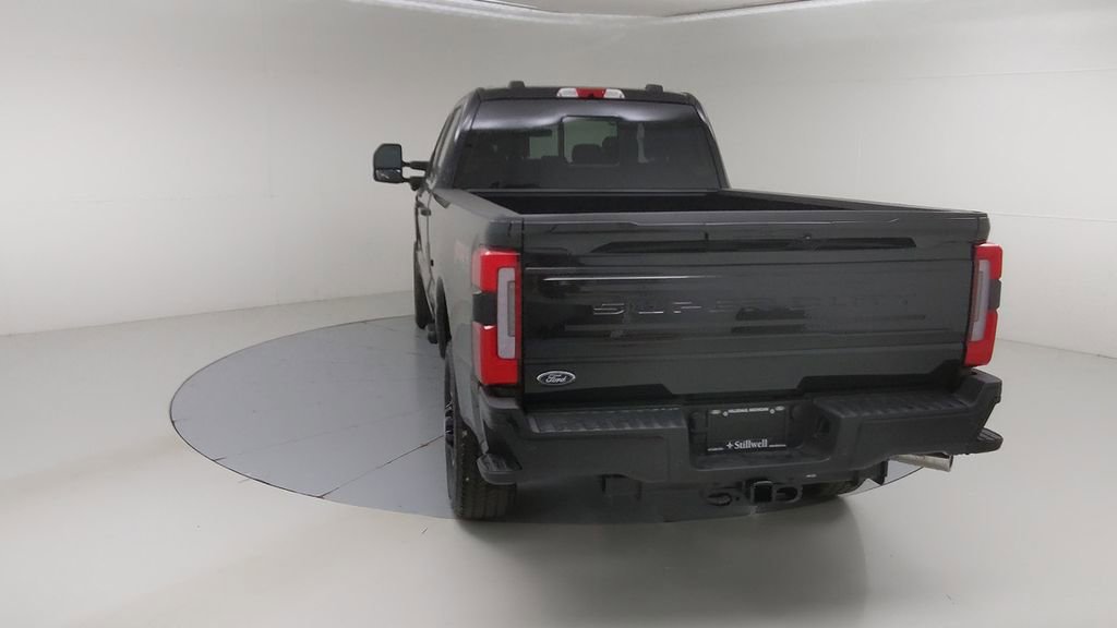 New 2025 Ford F350 Platinum w/ FX4 Off-Road Package image 16