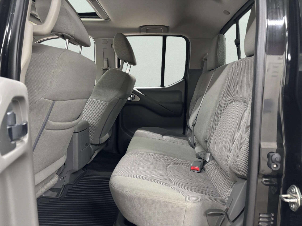 Used 2019 Nissan Frontier SV w/ Value Truck Package image 15