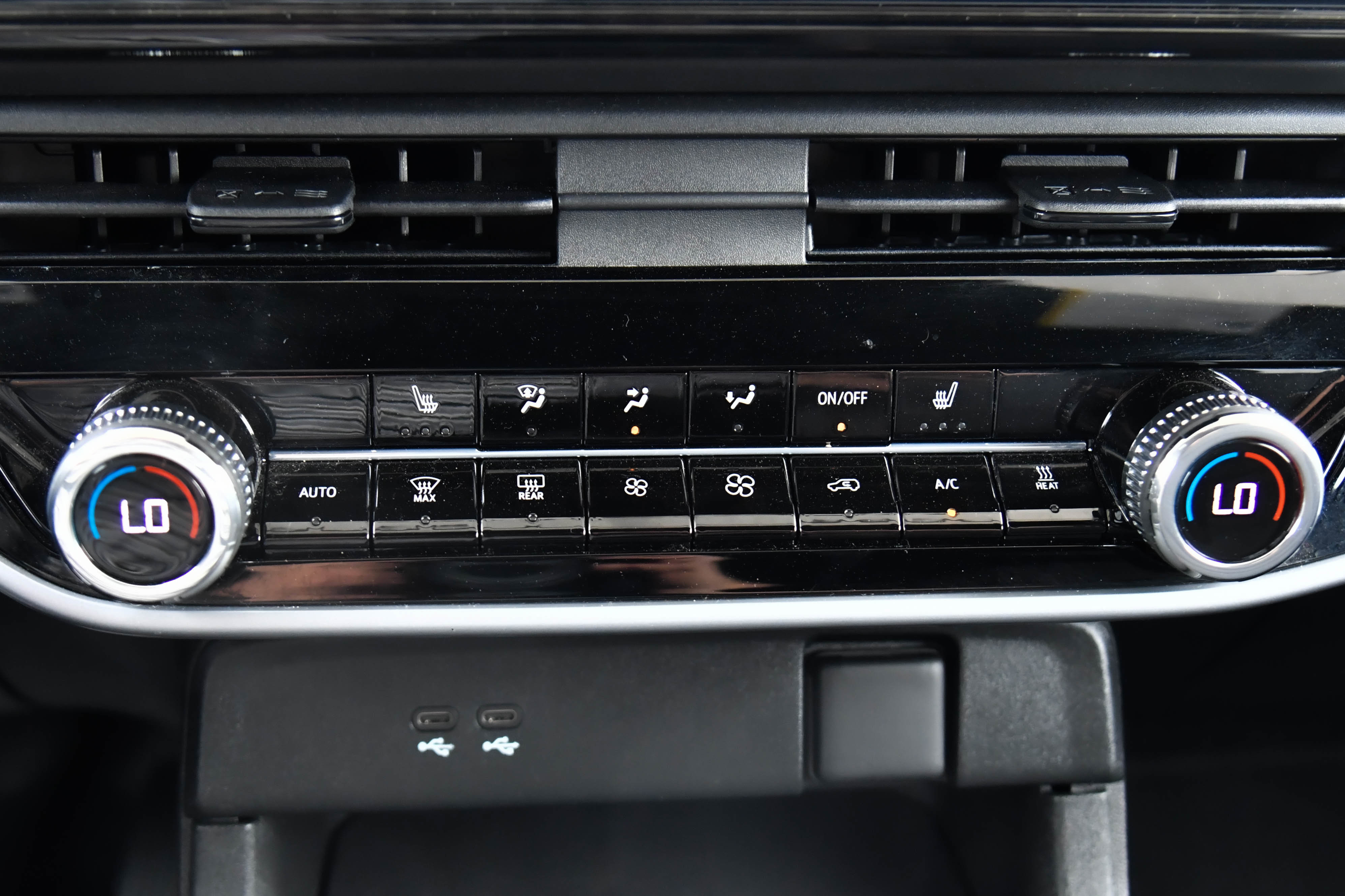 Used 2024 Honda Prologue EX image 27