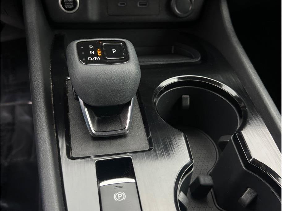 Used 2021 Nissan Rogue S image 16