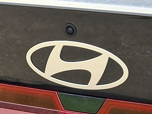 Certified 2026 Hyundai Elantra SE FWD image 28