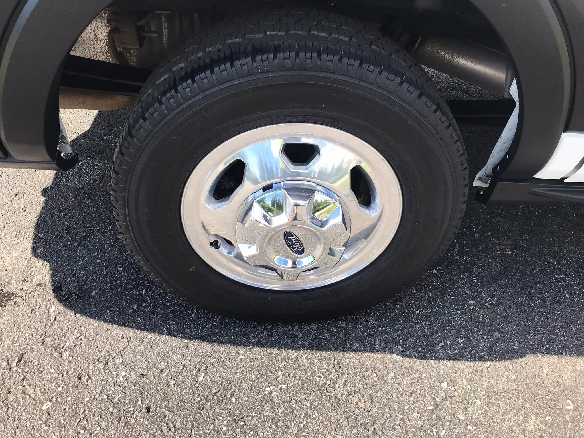 Used 2020 Ford Transit 250 Low Roof AWD image 38