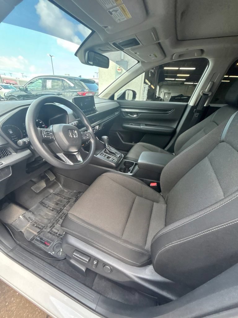 Used 2023 Honda CR-V EX image 11