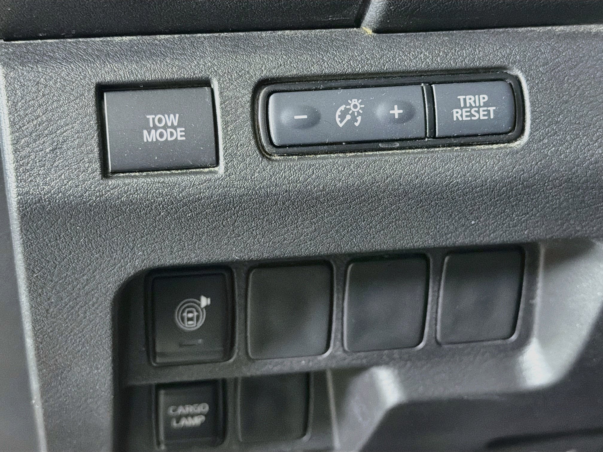 Used 2026 Nissan Frontier PRO-4X AWD/4WD image 16