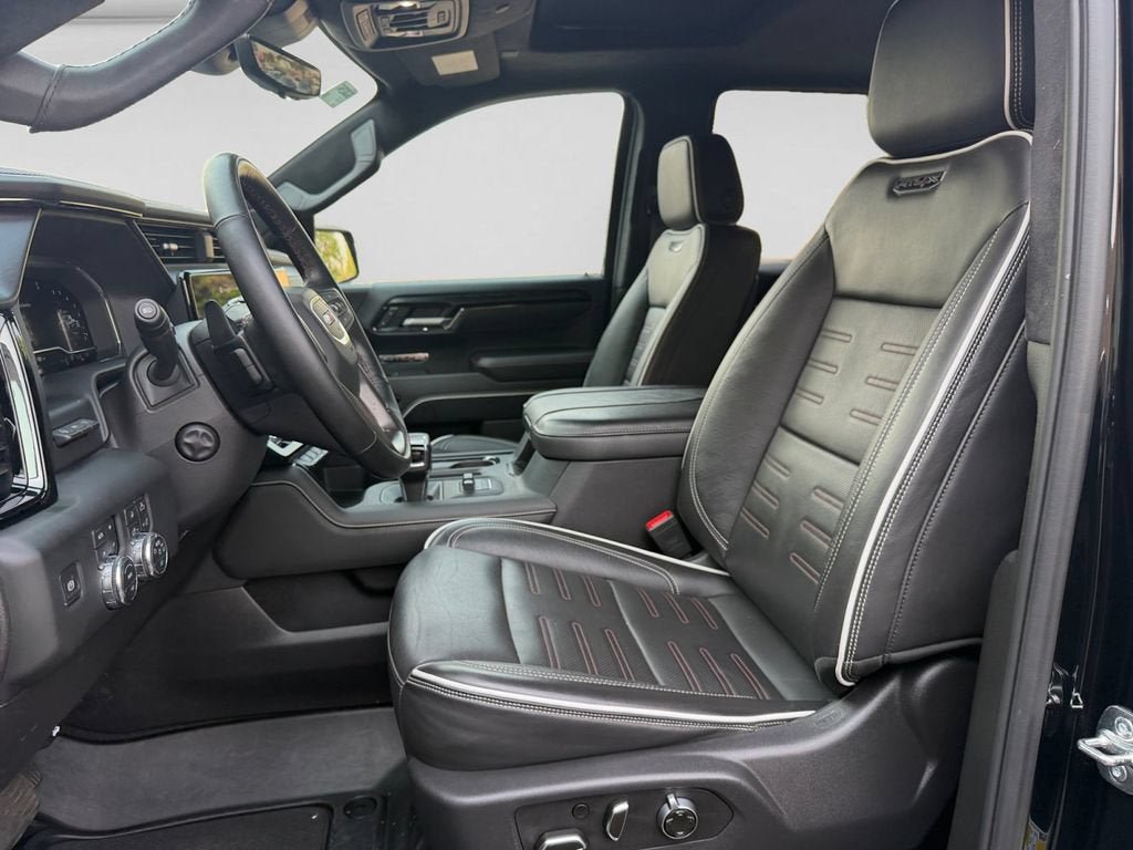 Used 2025 GMC Sierra 1500 AT4X AWD/4WD image 10