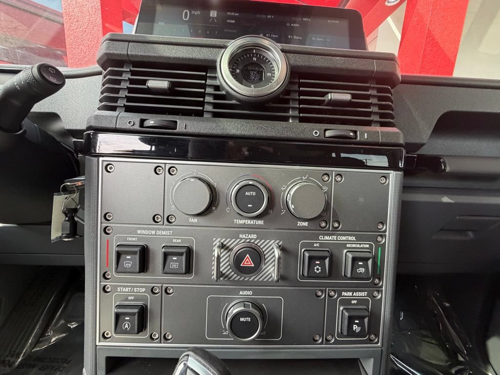 Used 2024 INEOS Grenadier Station Wagon AWD/4WD image 22