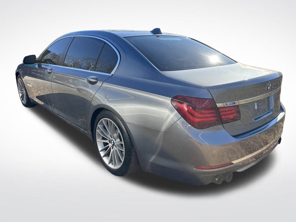 Used 2014 BMW 750Li 750Li w/ Executive Package image 6