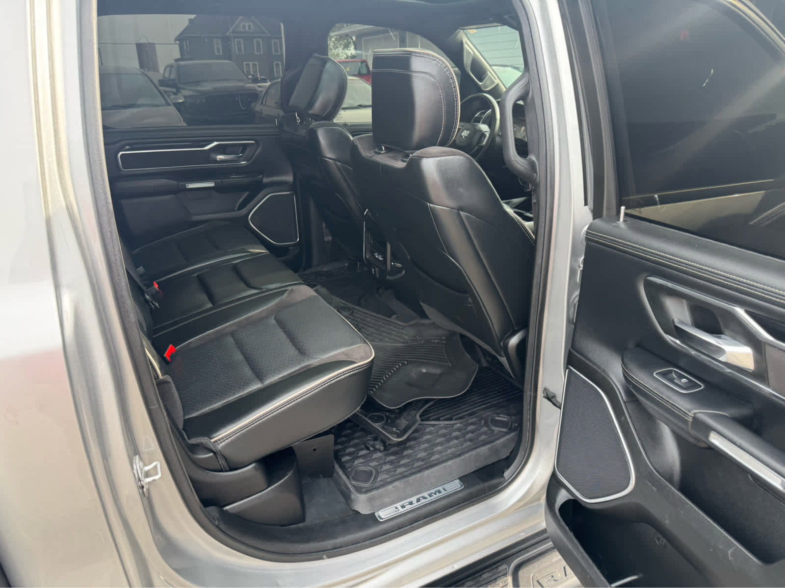 Used 2022 RAM 1500 Laramie image 21