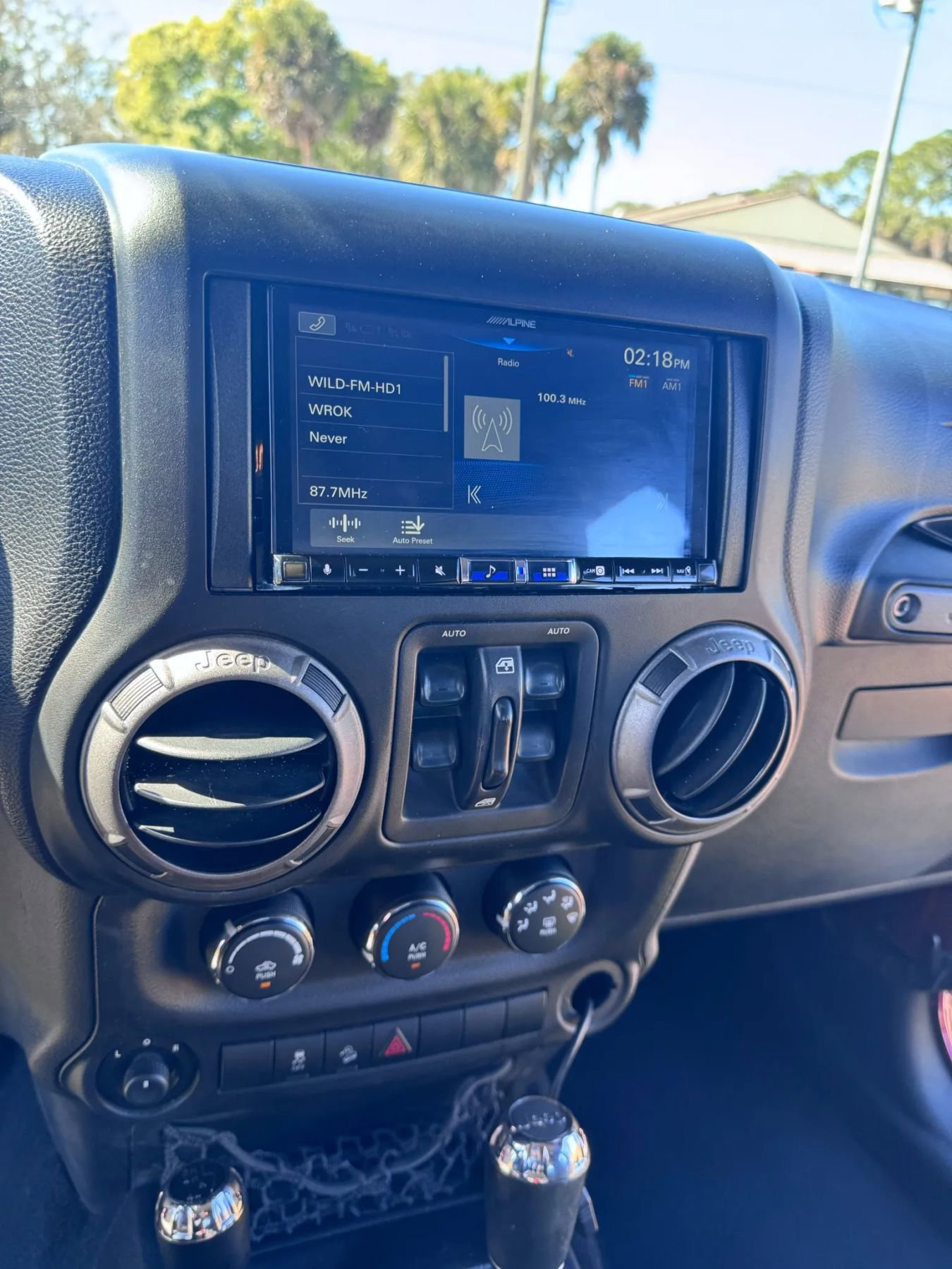 Used 2012 Jeep Wrangler Unlimited Sport image 13